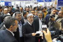 بازدید وزیر علوم، تحقیقات و فناوری از غرفه دانشگاه جامع علمی کاربردی در نمایشگاه حرکت