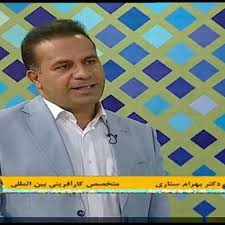 دانشجویان باید همراه با کسب مدرک علمی دانشگاهی یک مهارت را نیز یاد گرفته و آن را به ثروت تبدیل کنند.