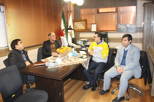 با شناسایی و معرفی کارآفرینان، مراکز آموزشی امید را به جوانان و دانشجویان انتقال دهند