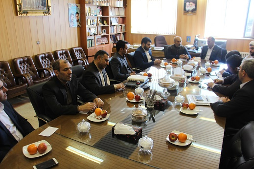 نشست صمیمی دکتر امید با همکاران واحد استانی