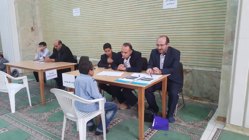 حضور فعال دانشگاه جامع علمی کاربردی استان در میز خدمت نماز جمعه به مناست هفته دولت