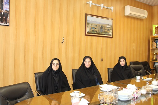 تقدیر از همکاران بانو به مناسبت ولادت حضرت زهرا (س)