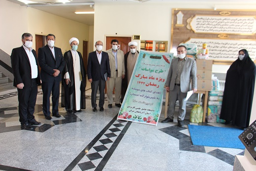 تحویل بسته های کمکی به شیرخوارگاه احسان توسط دانشگاه جامع علمی کاربردی استان آذربایجان شرقی