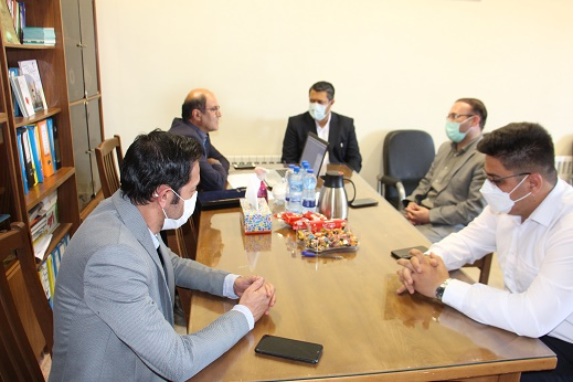 از مقام آوران جشنواره دانشجویی حرکت دانشگاه جامع علمی کاربردی استان آذربایجان شرقی تجلیل شد