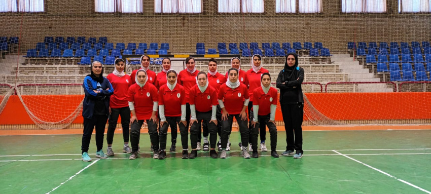 تیم فوتسال دختران دانشگاه جامع علمی کاربردی استان آذربایجان شرقی به مرحله کشوری مسابقات ورزشی فرهنگی وزارت علوم  صعود کرد