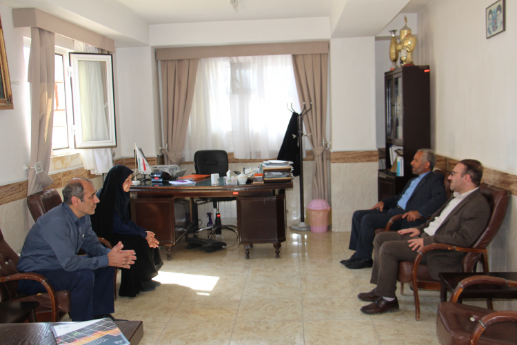 سرپرست دانشگاه جامع علمی کاربردی استان آذربایجان شرقی از مرکز آموزشی جهاد دانشگاهی بازدید کرد