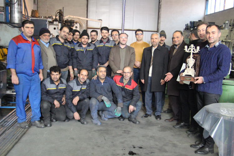 دکتر عابدزاده از محیط کارآفرینی دانشجوی دانشگاه جامع علمی کاربردی استان آذربایجان شرقی بازدید کرد