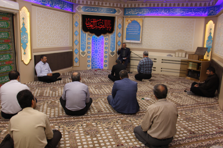 برگزاری مراسم پرفیض زیارت عاشورا در دانشگاه جامع علمی کاربردی استان آذربایجان شرقی به مناسبت اول ماه محرم