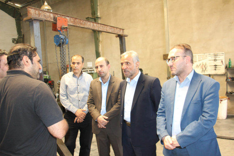 دکتر عابدزاده از محیط کارآفرینی دانش آموختگان دانشگاه جامع علمی کاربردی استان آذربایجان شرقی بازدید کرد