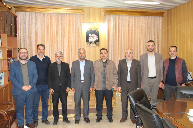 دیدار رئیس دانشگاه جامع علمی کاربردی استان آذبایجان شرقی با اعضای هیات فوتبال آذربایجان شرقی برگزار شد