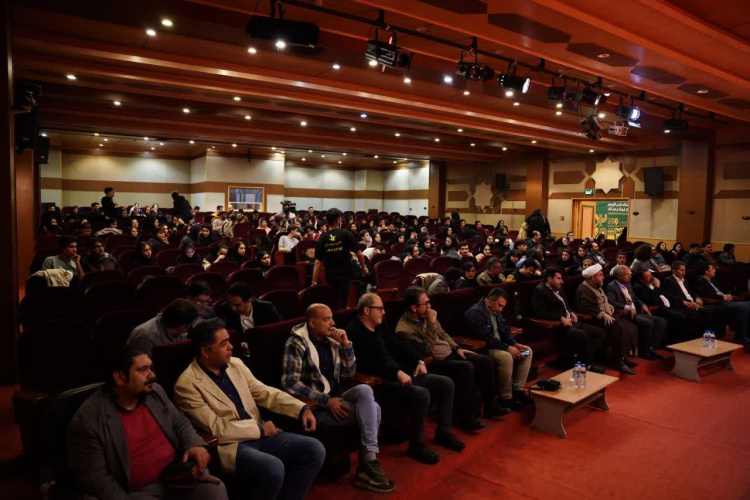 گزارش تصویری مراسم استقبال از دانشجویان جدیدالورود و حمایت از مقاومت مردم مظلوم غزه توسط مرکز آموزش علمی کاربردی فرهنگ و هنر الف تبریز