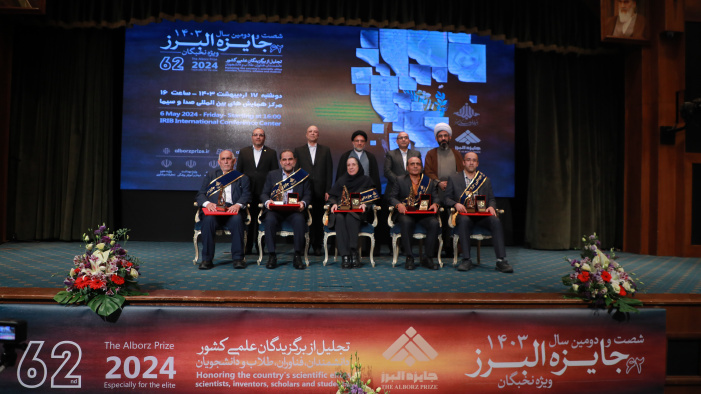 انتخاب رییس دانشگاه جامع علمی کاربردی به عنوان دانشمند برگزیده کشور