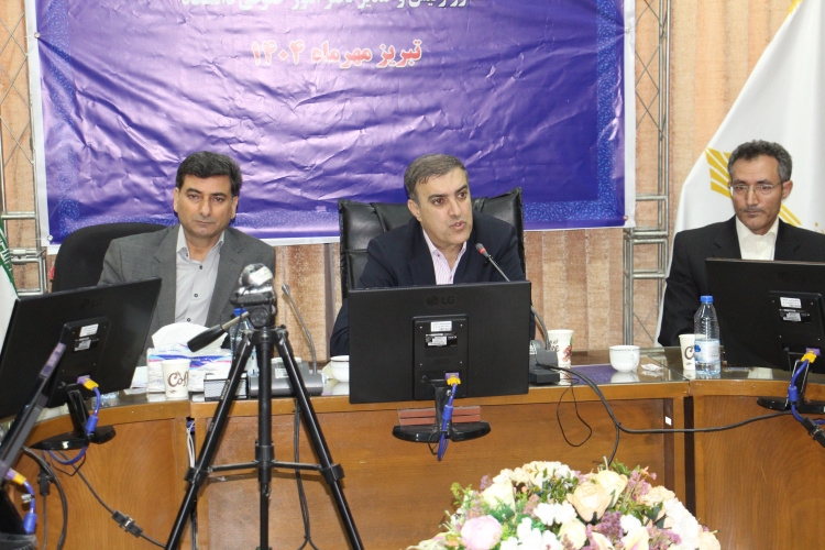 برگزاری چهارمین نشست حقوقی واحدهای استانی منطقه 3 دانشگاه جامع علمی کاربردی