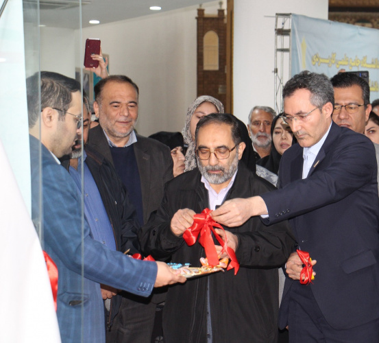 باحضور رییس شورای شهر تبریز انجام شد: افتتاح نمایشگاه اشتغال و توسعه کارآفرینی در دانشگاه جامع علمی کاربردی استان آذربایجان شرقی