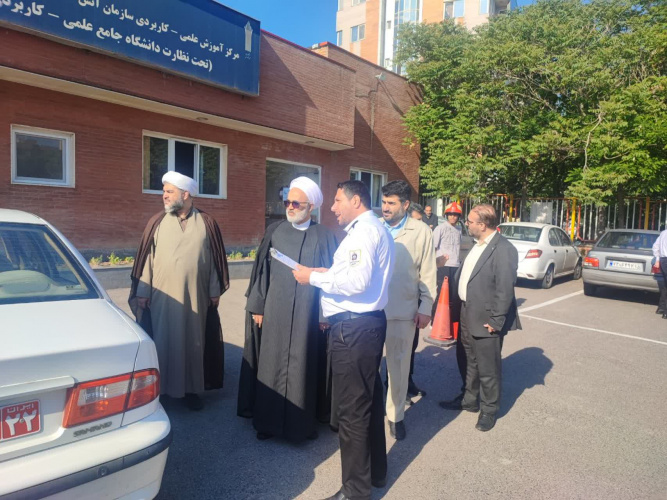 گزارش تصویری بازدید حجت الاسلام والمسلمین دکتر نصیری فرد مسئول نهاد نمایندگی مقام معظم رهبری در دانشگاه جامع علمی کاربردی از مرکز آموزش علمی کاربردی آتش نشانی تبریز