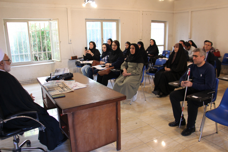 نشست صمیمی حجت الاسلام والمسلمین دکتر نصیری فرد مسئول نهاد نمایندگی مقام معظم رهبری دانشگاه با دانشجویان مرکز آموزش علمی کاربردی بهزیستی نسل فردا برگزارشد