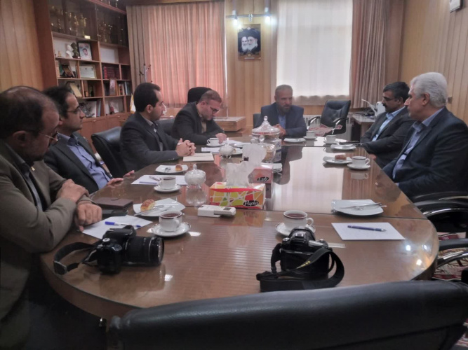 نشست مشترک مسئولان دانشگاه جامع علمی کاربردی استان آذربایجان شرقی و مرکز تحقیقات و آموزش کشاورزی و منابع طبیعی آذربایجان شرقی برگزار شد