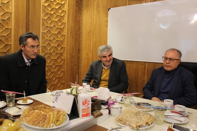 در ادامه گفتگوهای هدفمند دانشگاه جامع علمی کاربردی و فعالان بخش خصوصی انجام شد: برگزاری نشست هم اندیشی رییس دانشگاه جامع علمی کاربردی کشور و رئیس بیمارستان ولیعصر (عج) تبریز