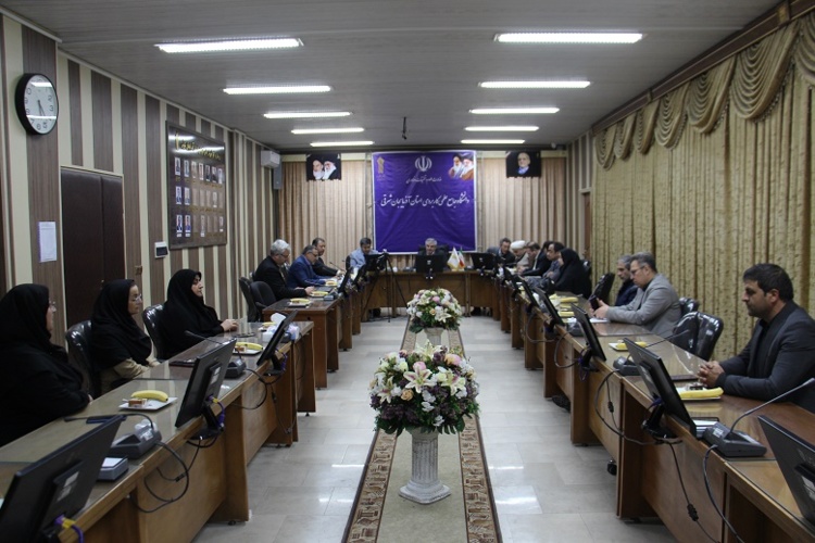 گزارش تصویری نشست صمیمی رئیس دانشگاه جامع علمی کاربردی کشور با همکارن  واحد استانی آذربایجان شرقی